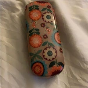 Sunglasses/eyeglasses case